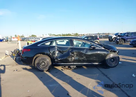 2023 Mercedes-Benz Eqs 580 4Matic z USA, uszkodzony, nr VIN W1KCG4EB1PA027809